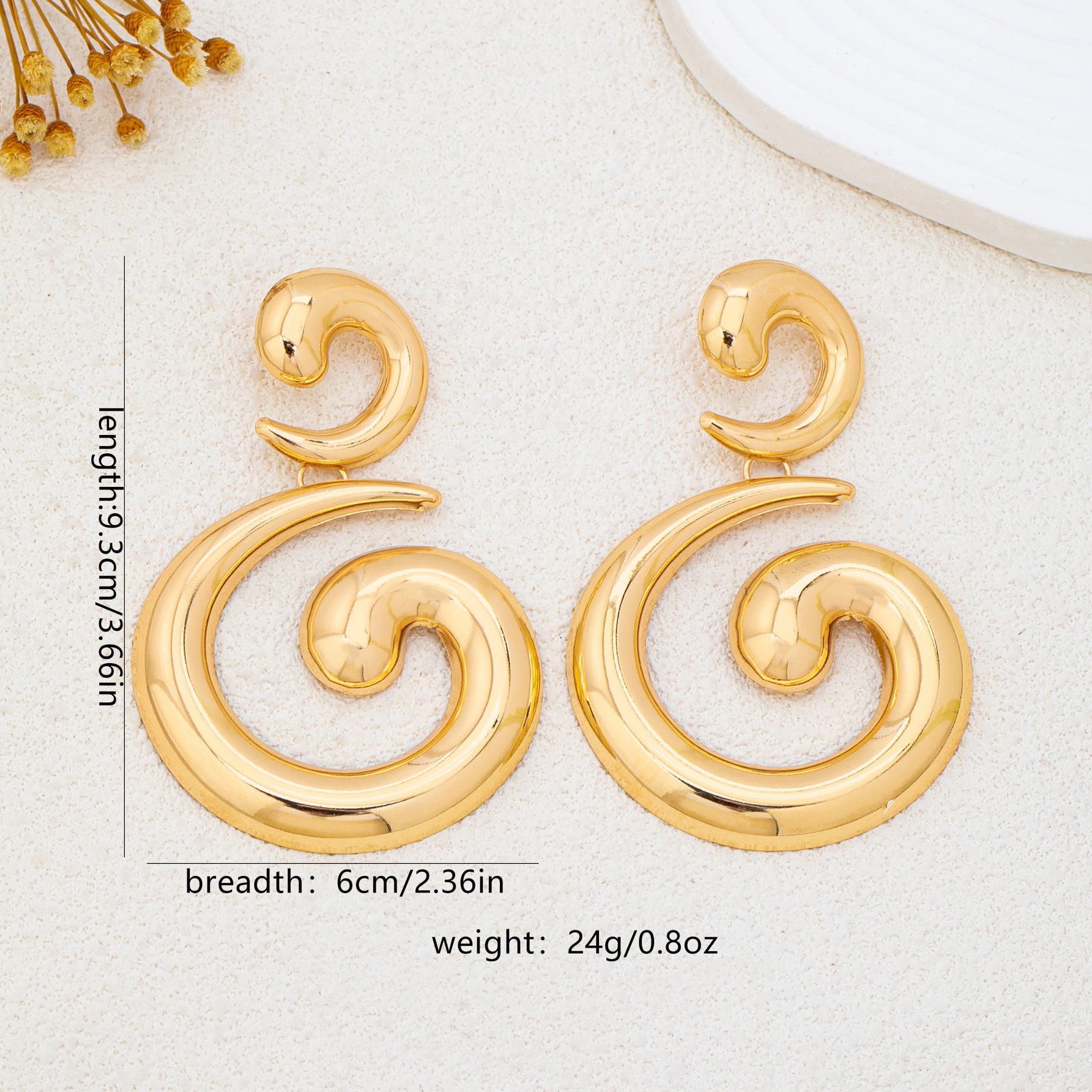 Wholesale Chic Gold C Shape Spiral Drop Earrings Retro Hollow Design Iron Alloy Jewelry Accessory Party Wear