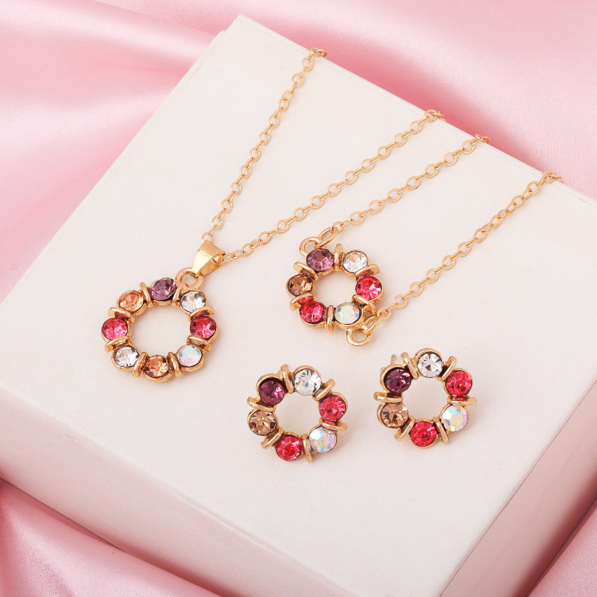 Wholesale  colored gemstone diamond necklace pendant bracelet earrings 3-piece set