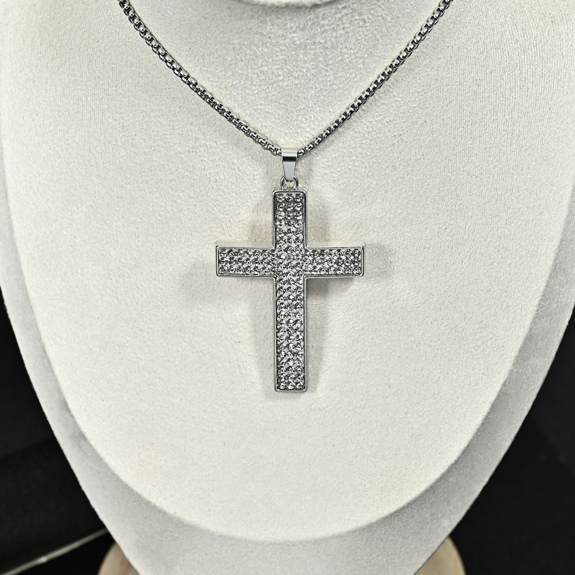 Wholesale Retro Vintage Cross Pendant Necklace For Men Stainless Steel Long Chain Chic Fashion Jewelry Accessory Gift