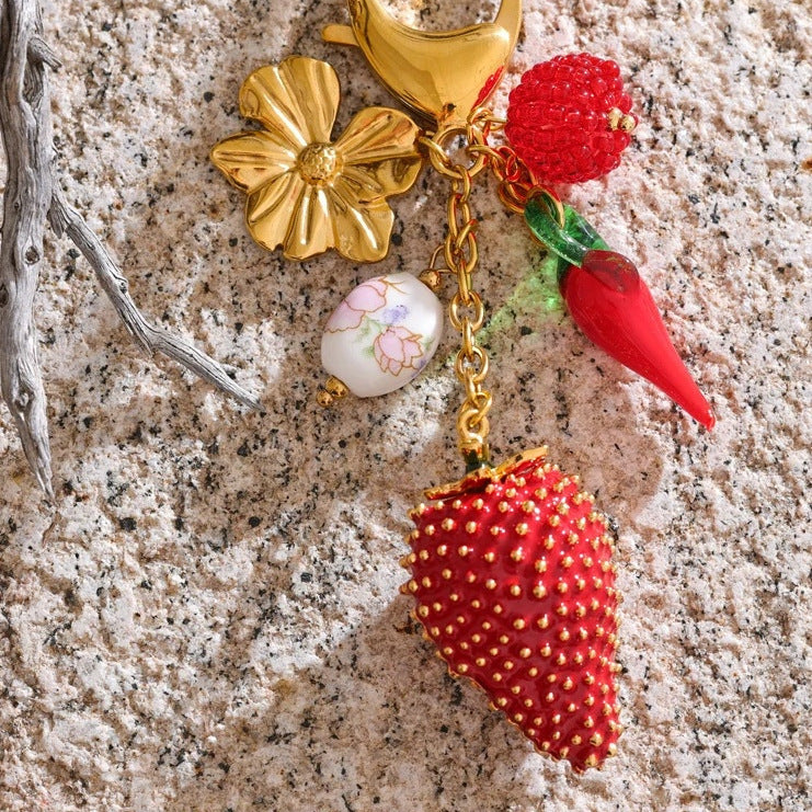 Wholesale Colorful pepper ocean summer love strawberry pendant keychain pendant