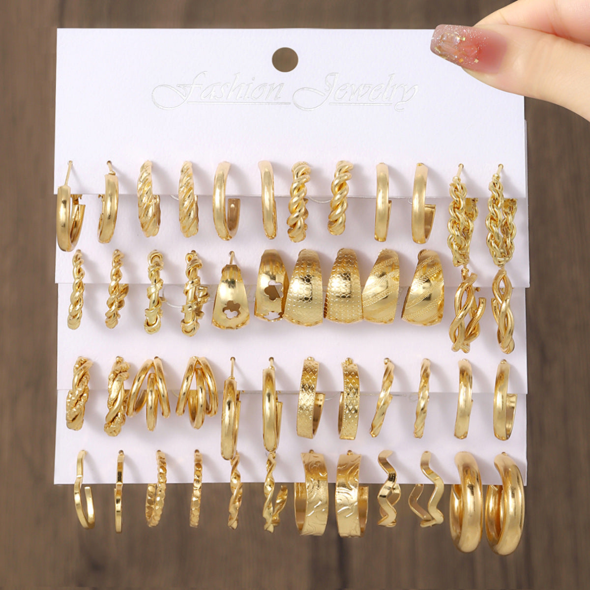 Wholesale Geometric Hoop Earrings Set For Women Gold Tone Metal Jewelry Accessory Stylish Party Gift Boutique Resale