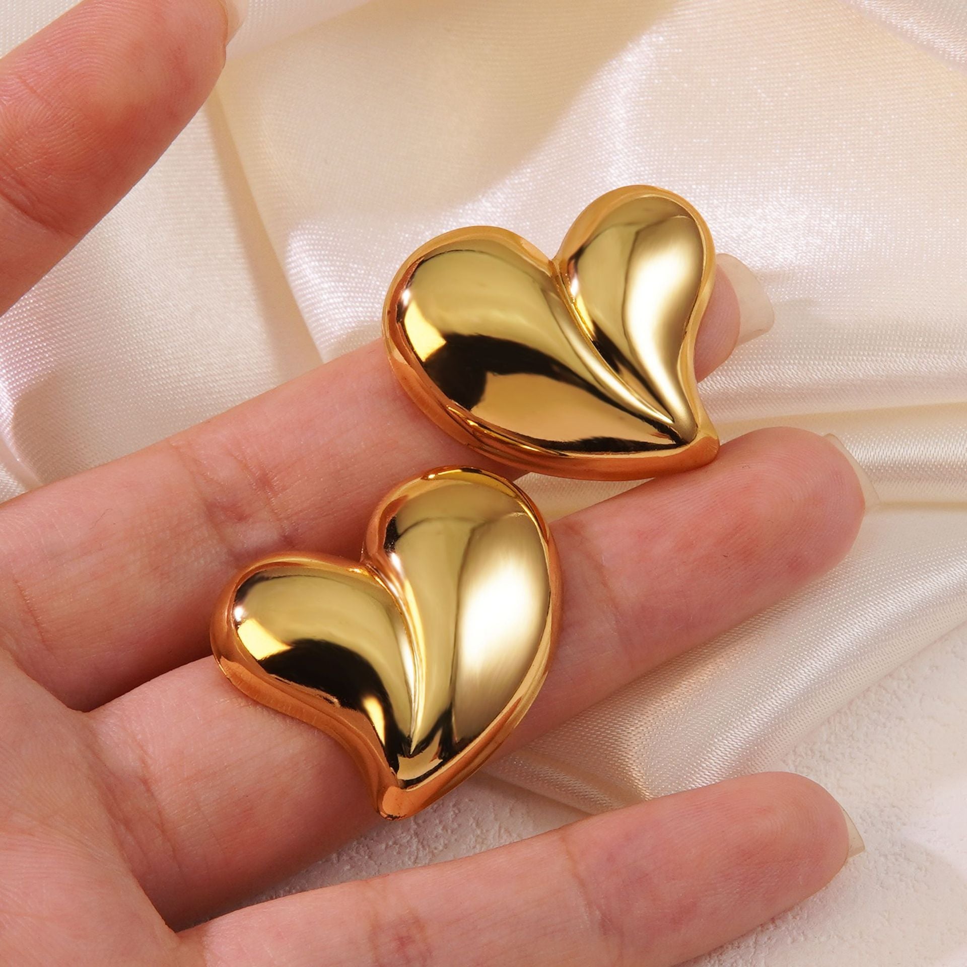 Wholesale  stainless steel non-fading jewelry big heart earrings