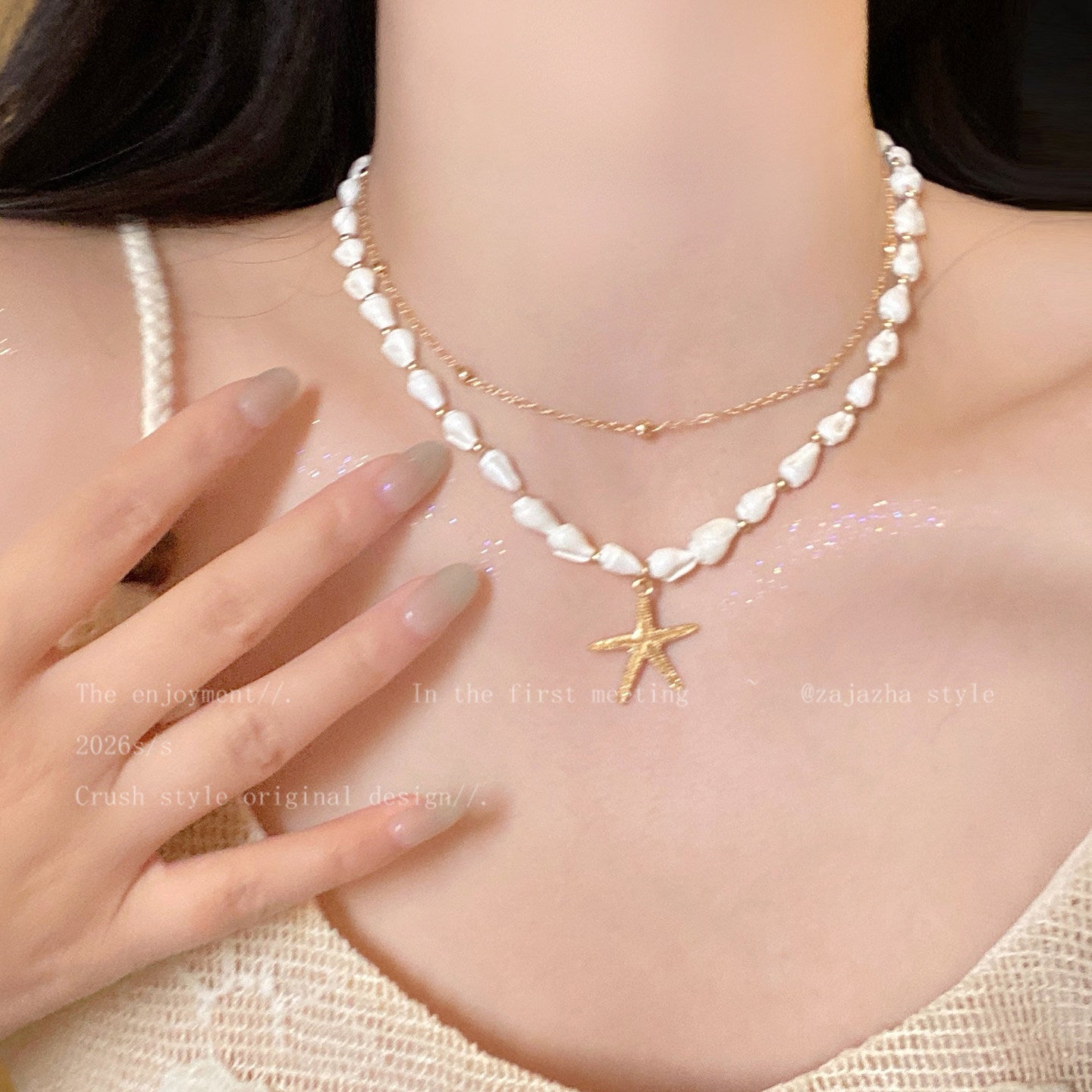 Wholesale Stylish Multi-Layer Shell Necklace Gold Alloy Clavicle Chain Resort Jewelry
