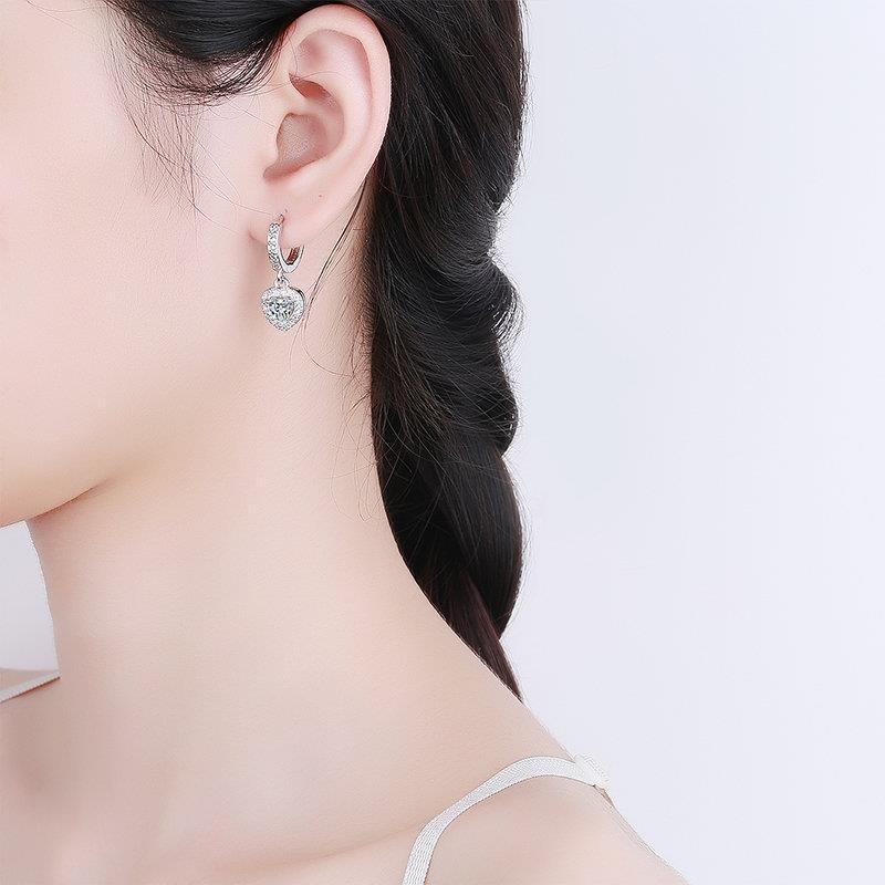 Wholesale  love earrings  copper inlaid zircon earrings