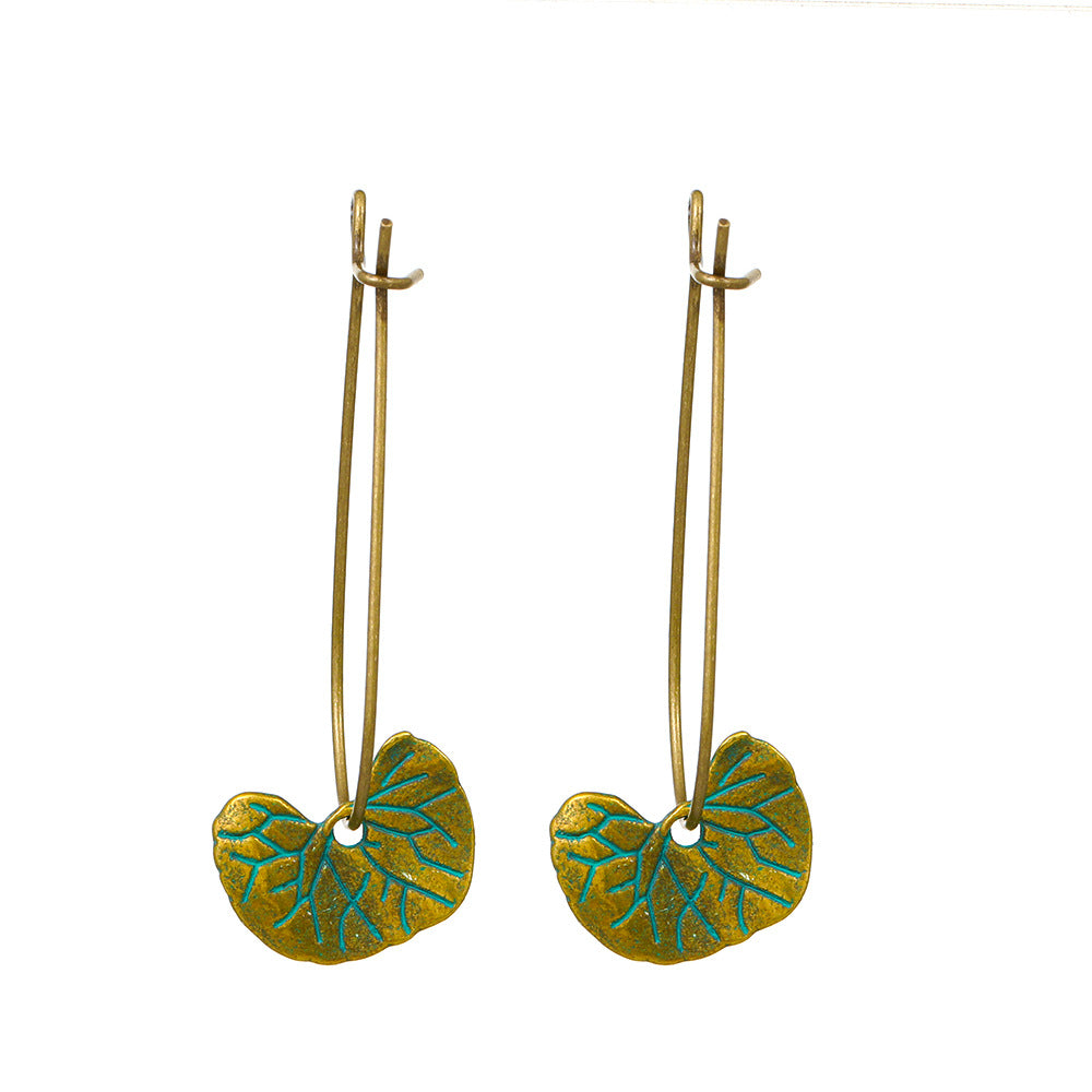 Wholesale Vintage Green Alloy Bohemian Floral Hollow Carved Earrings Fashion Accessory Gift