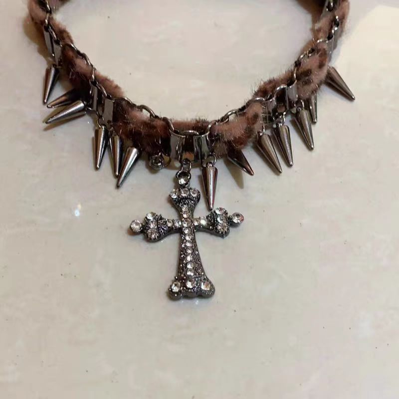 Wholesale Brown Leopard Stud Cross Pendant Necklace