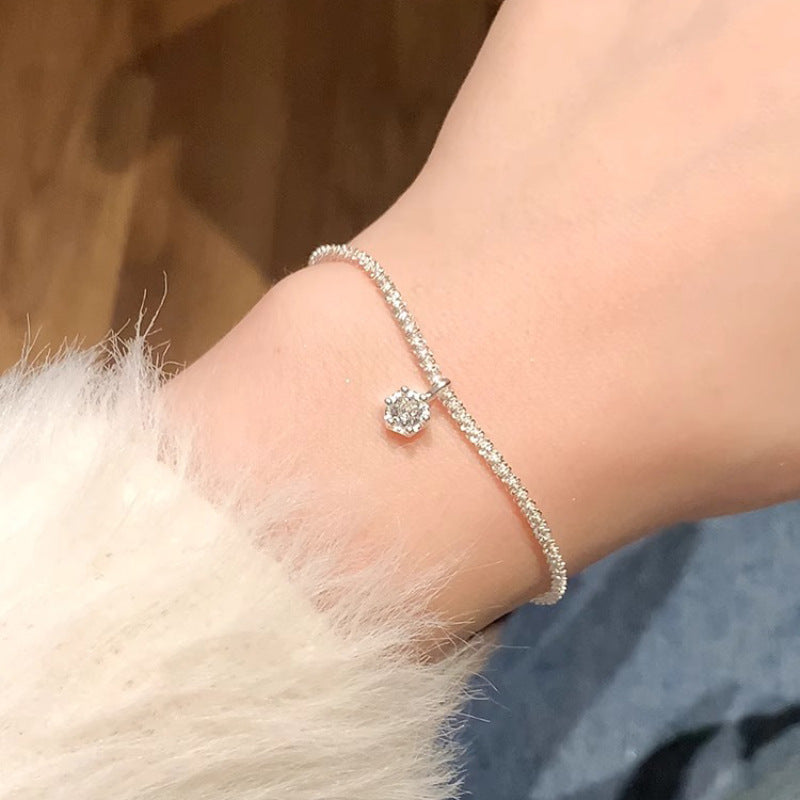 Wholesale Sparkling Silver Anklet Women' s Fashion Niche Design Foot Jewelry 2025 Summer Sparkling Diamond Baby' s Breath Anklet