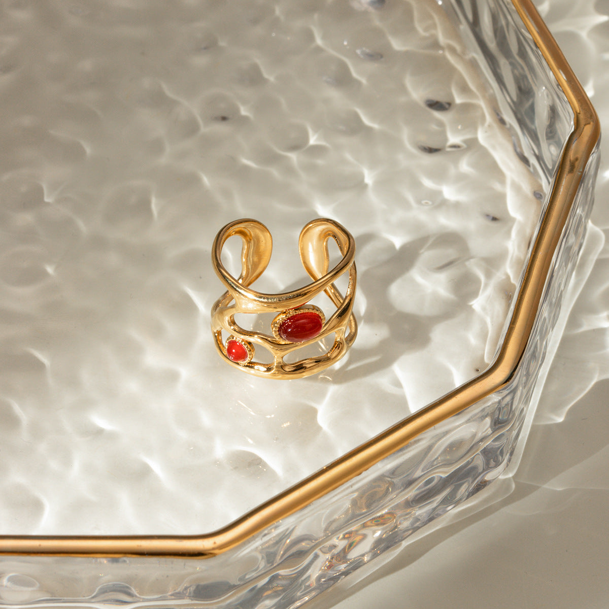 Wholesale luxury 18K gold stainless steel red agate hollow opening ring