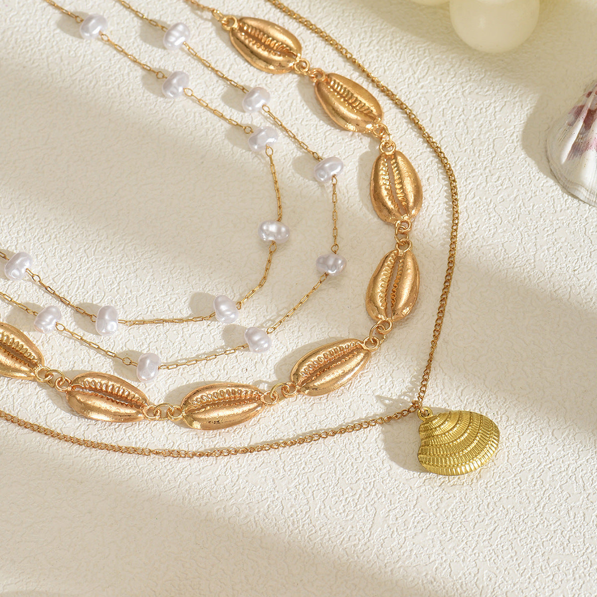 Wholesale Light luxury summer metal shell pendant necklace