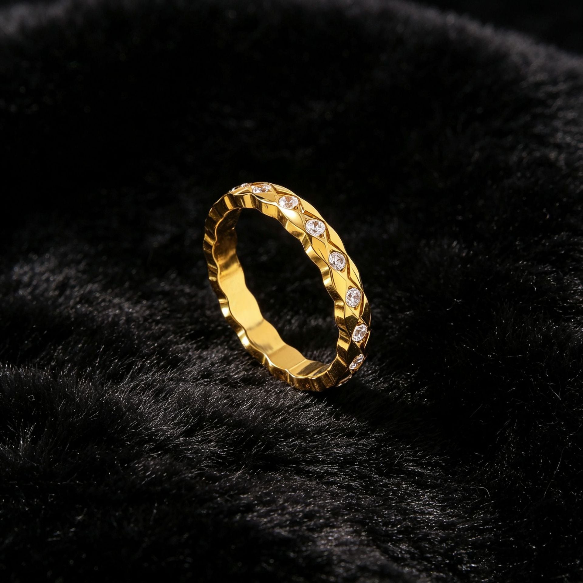 Wholesale Gold Plated Stainless Steel Style Diamond Pattern Ring Jewelry Accessory