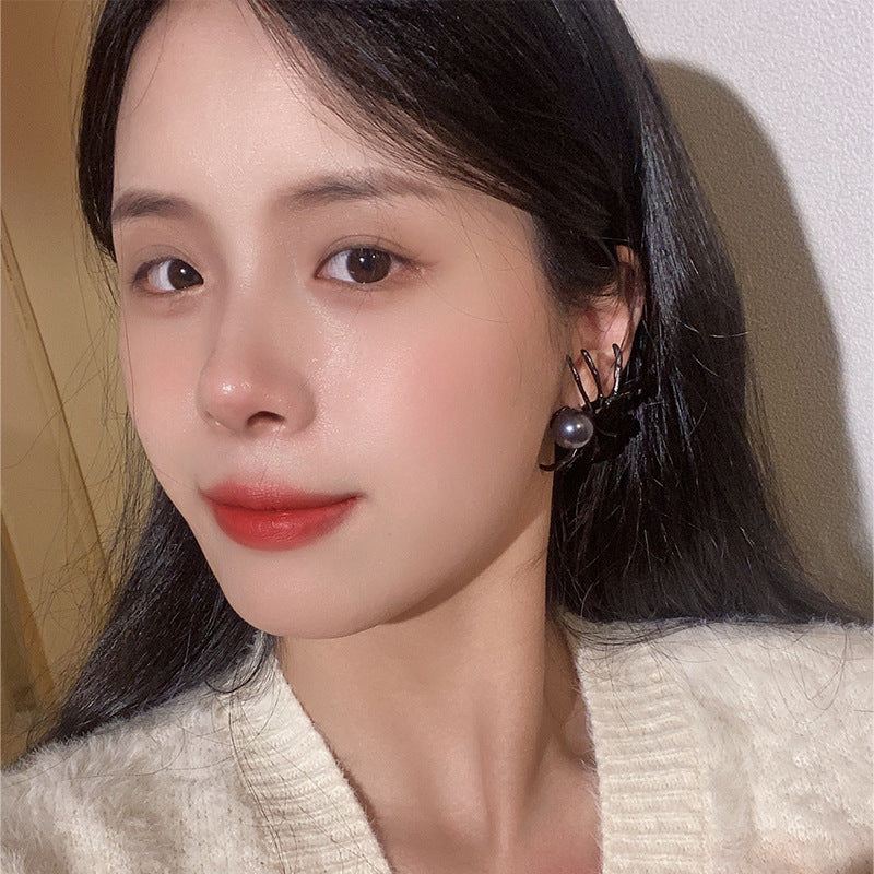 Wholesale exaggerated retro punk Black  alloy pearl earrings