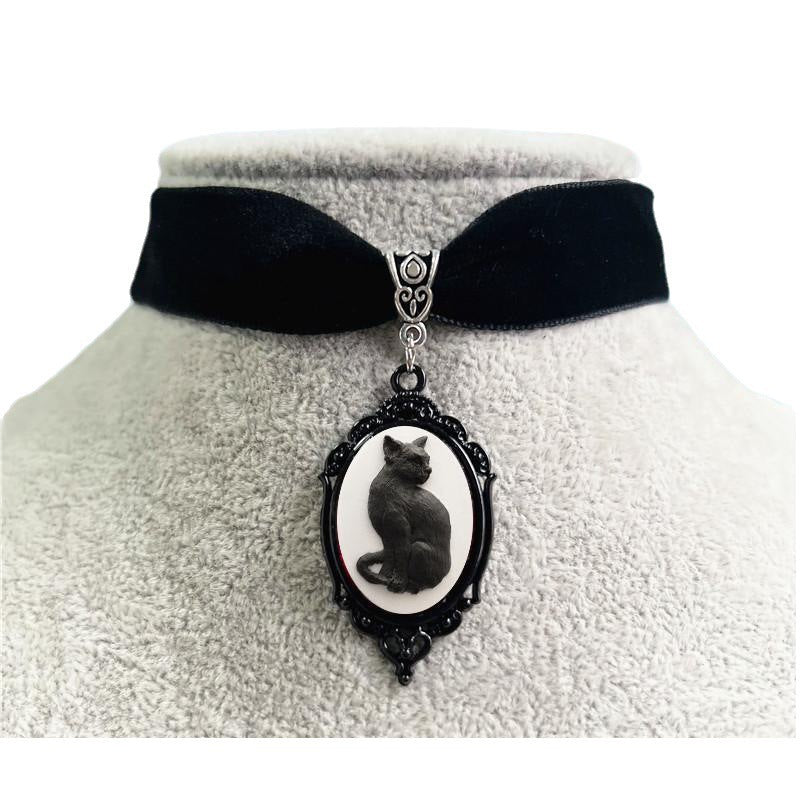 Wholesale Gothic Vampire Black Cat Pendant Necklace Alloy Chain Fashion Accessory