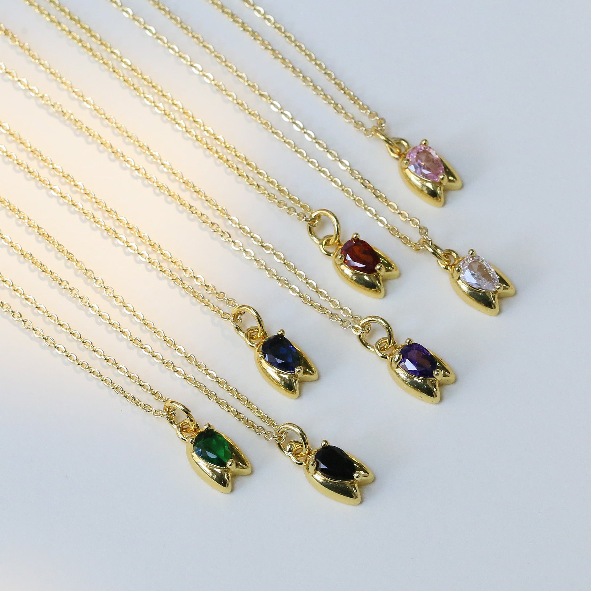 Wholesale Light luxury zircon rose flower bud pendant necklace