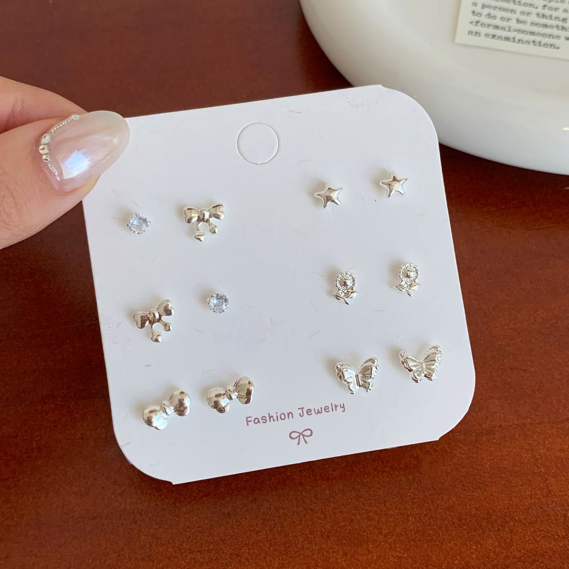 Wholesale Exquisite and Compact Mini Earring Set Silver Needle Earrings Simple Small Earrings