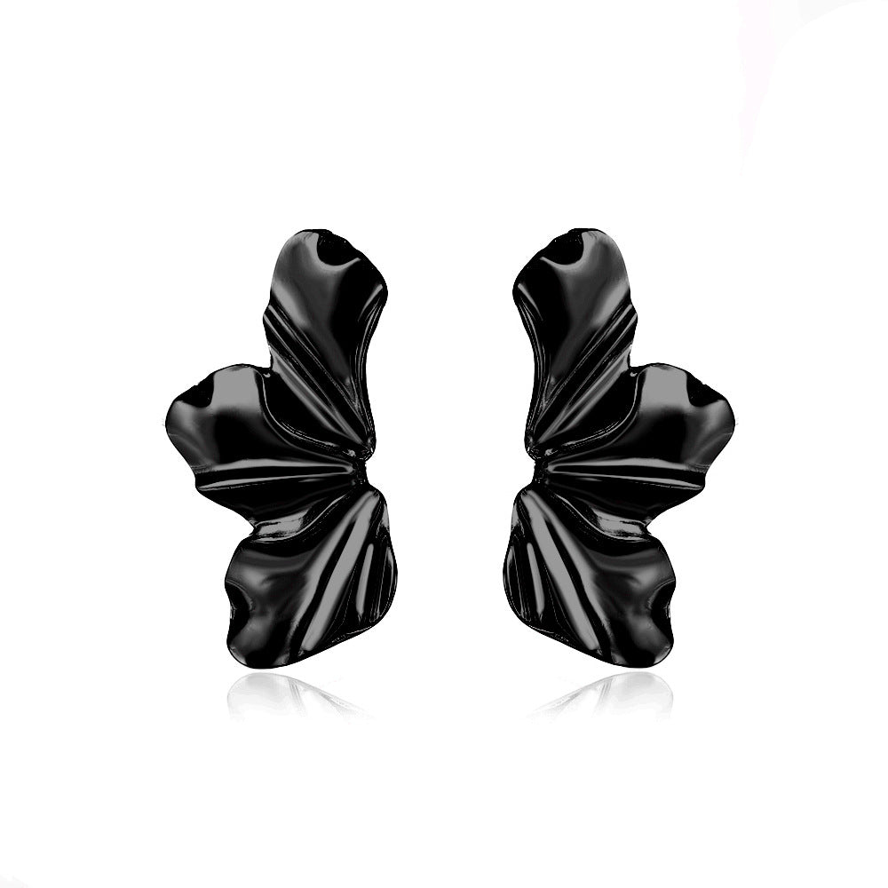 Wholesale  Retro Exaggerated Golden Flower Stud Earrings