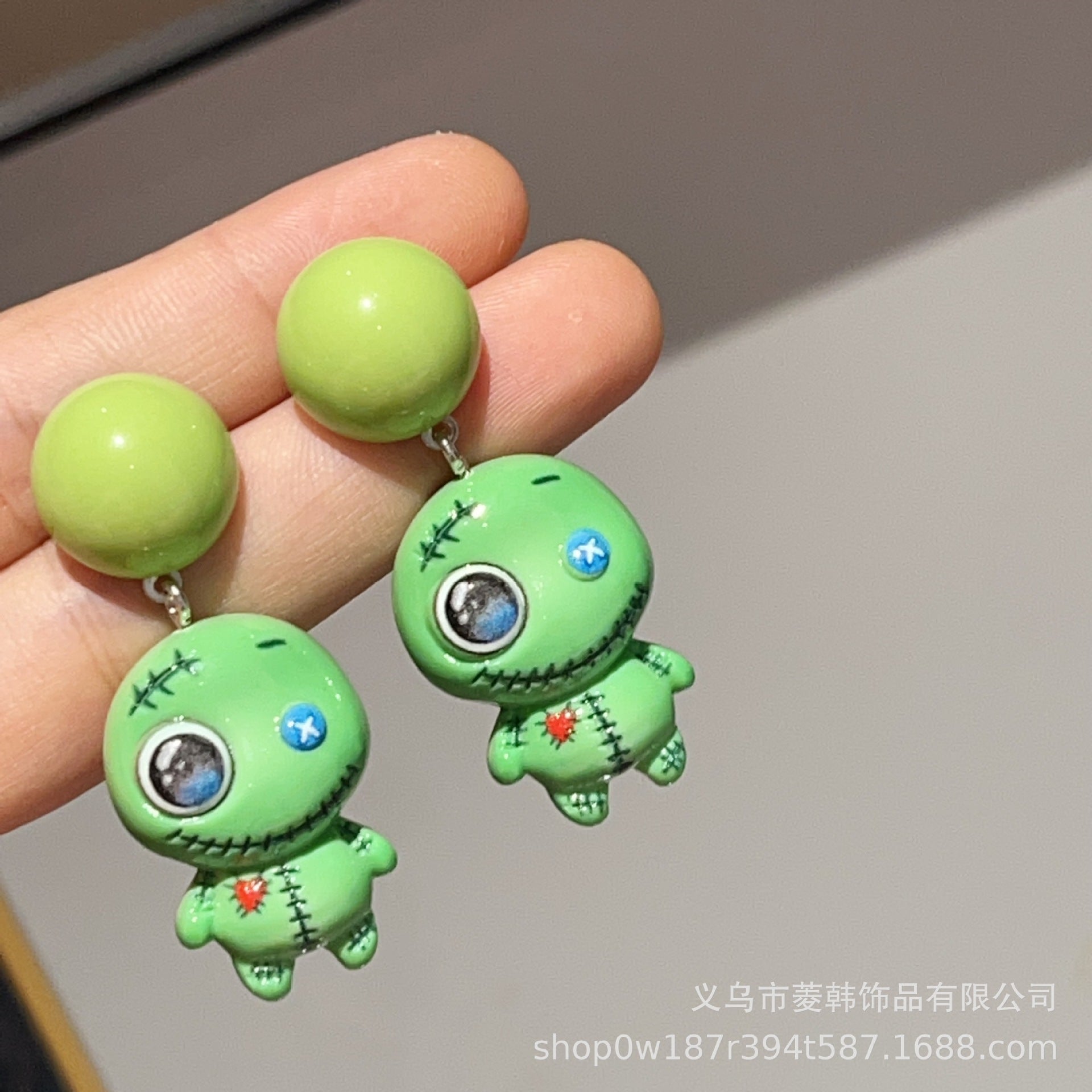 Wholesale Cute cartoon  green earrings