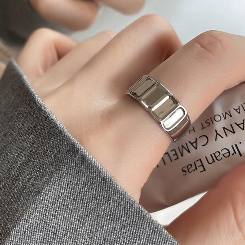 Wholesale Plain Circle Cream Flower Ring Retro Open Adjustable Ring ACC-RS-YaoFeng013