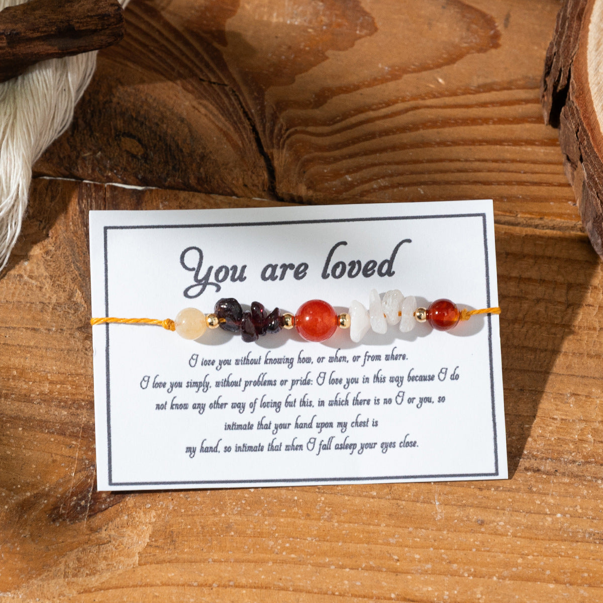 Bracciale portafortuna colorato in pietra naturale all'ingrosso