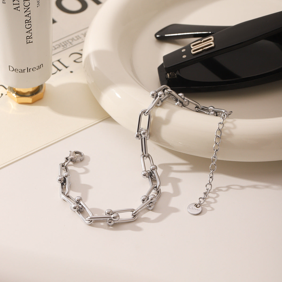 Wholesale  Gold Rose Gold U-shaped Horseshoe Buckle Titanium Steel Bracelet