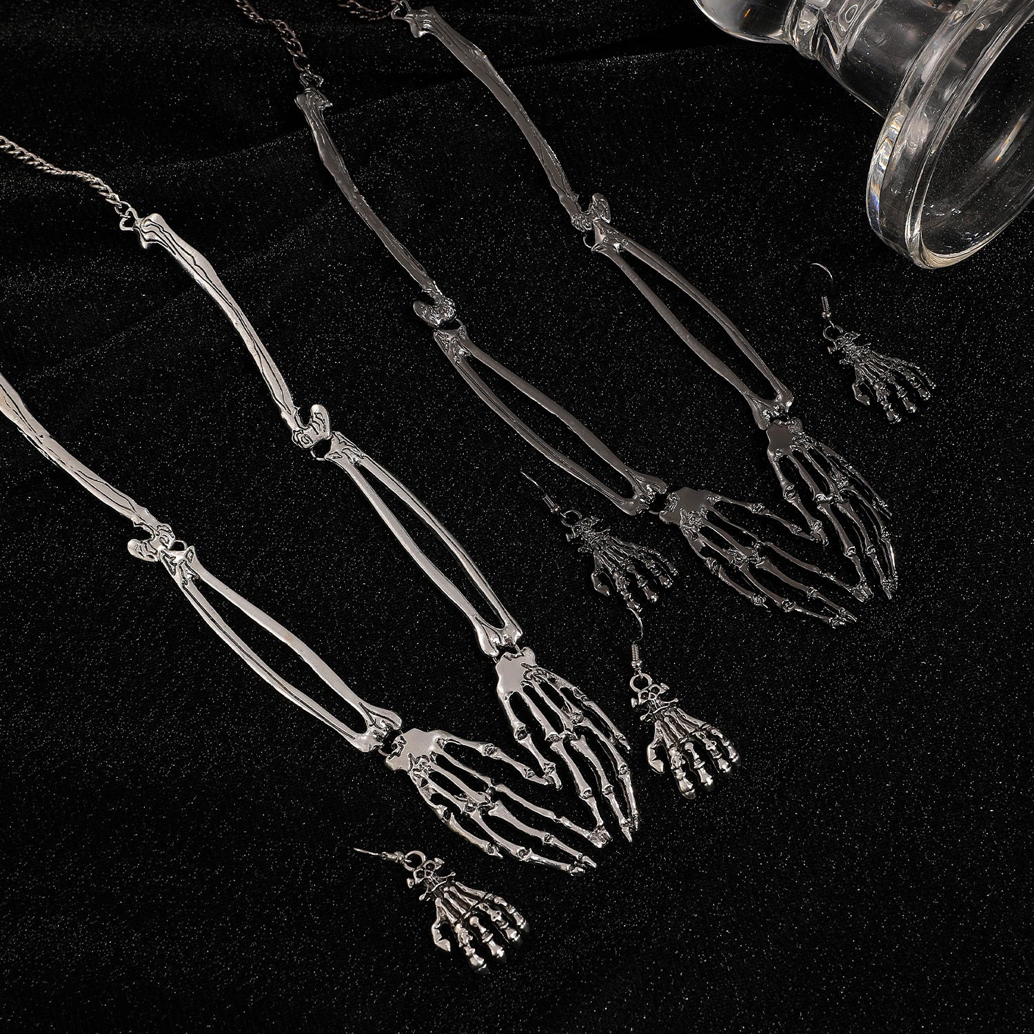 Wholesale  Skull Ghost Claw Necklace and Earrings Set Dark Gothic Style Party Jewelry