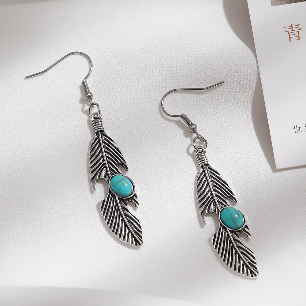 Wholesale  handmade fashion personality feather inlaid turquoise earrings