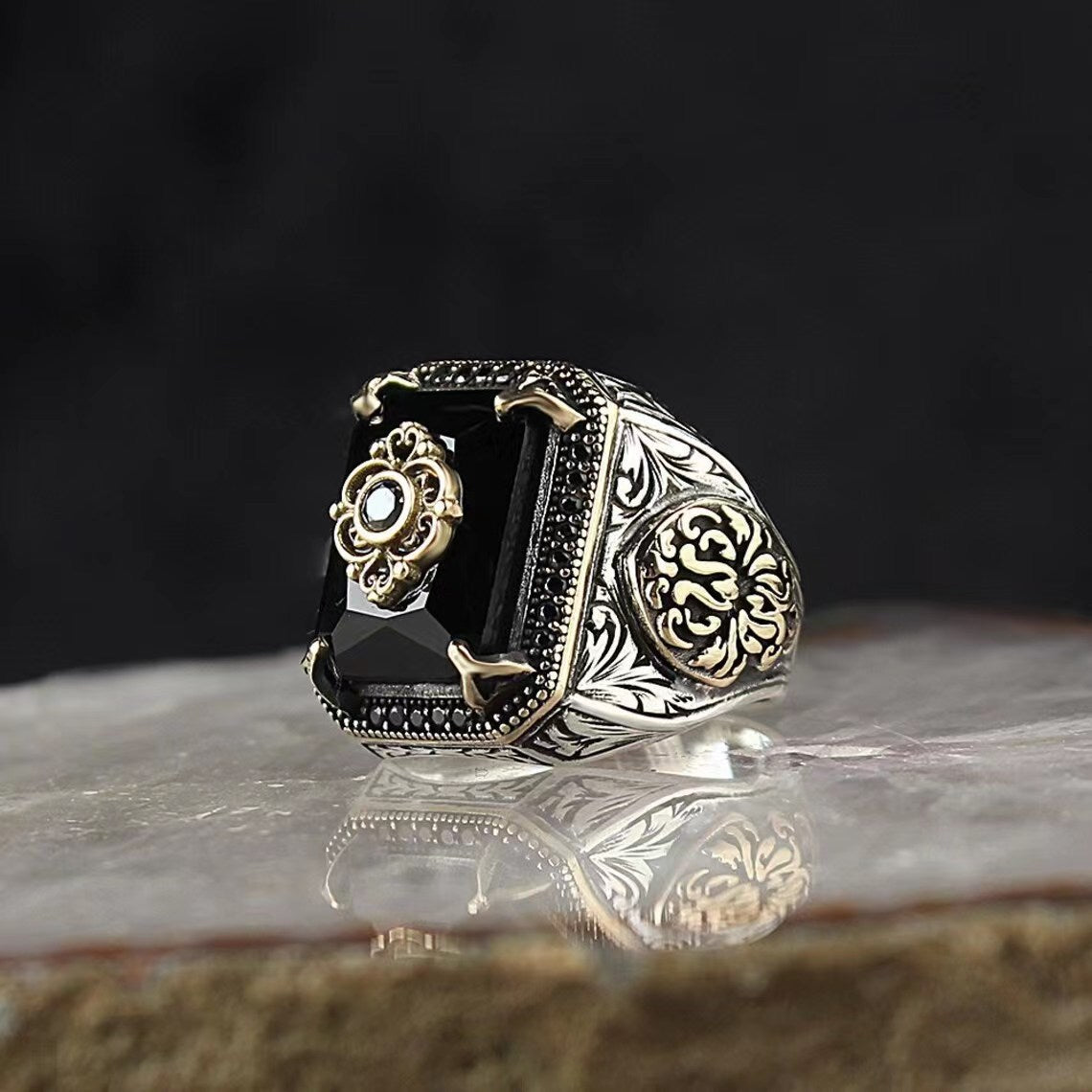 Wholesale  retro smear square alloy ring