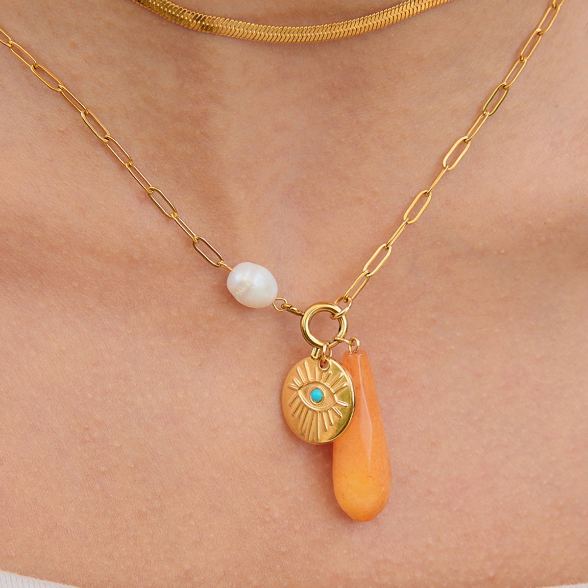 Wholesale  18K Gold Freshwater Pearl Devil's Eye Stainless Steel Necklace