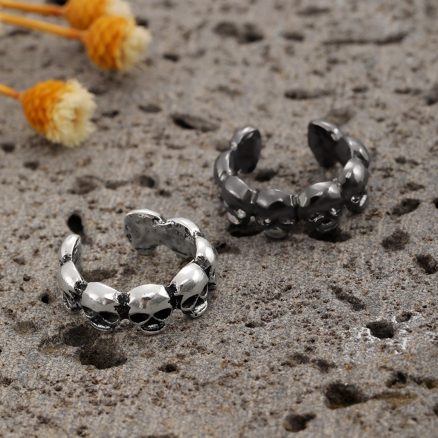 Wholesale Alloy Electroplated  Skull Earrings Women' s Fashion Accessory