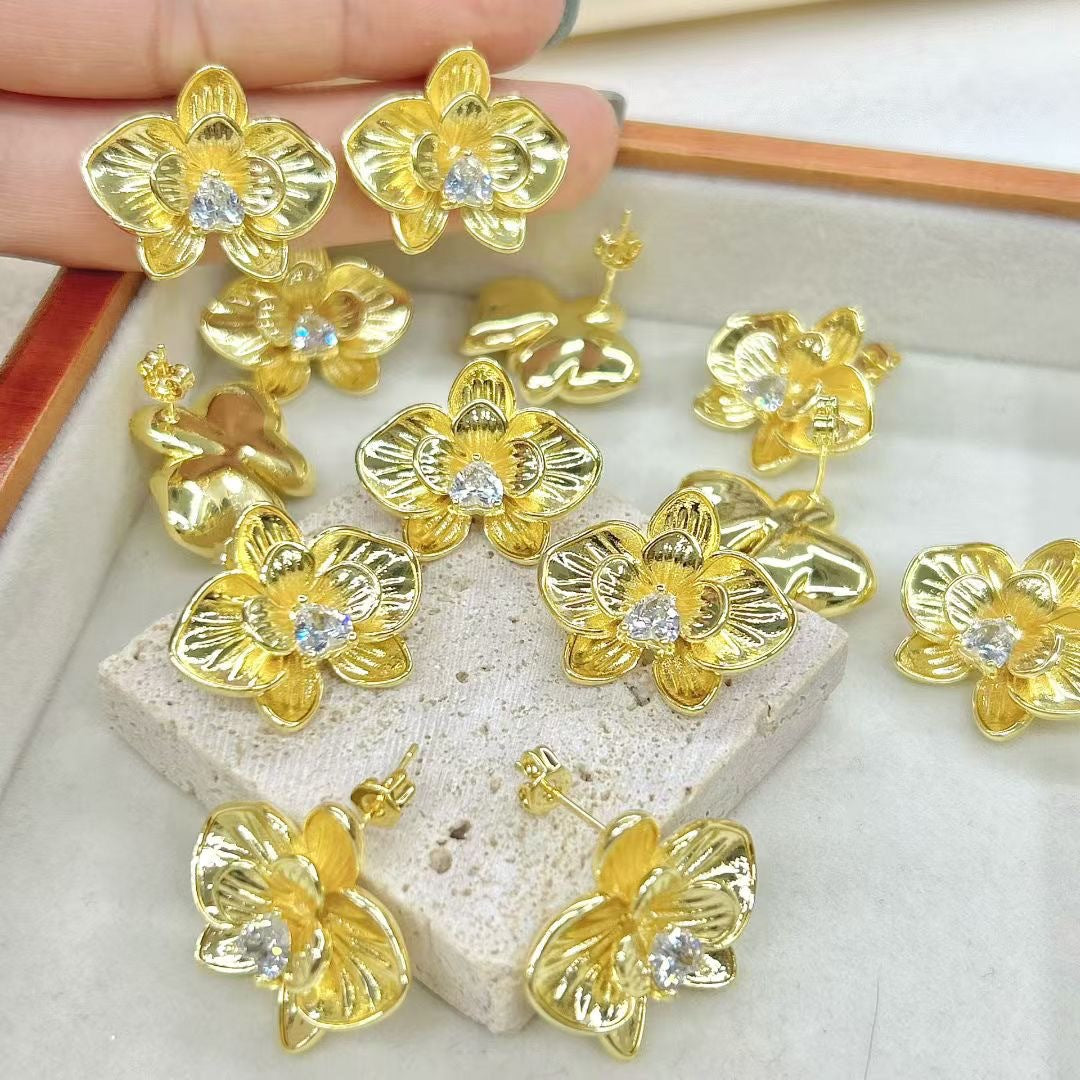 Wholesale exaggerated floral earrings