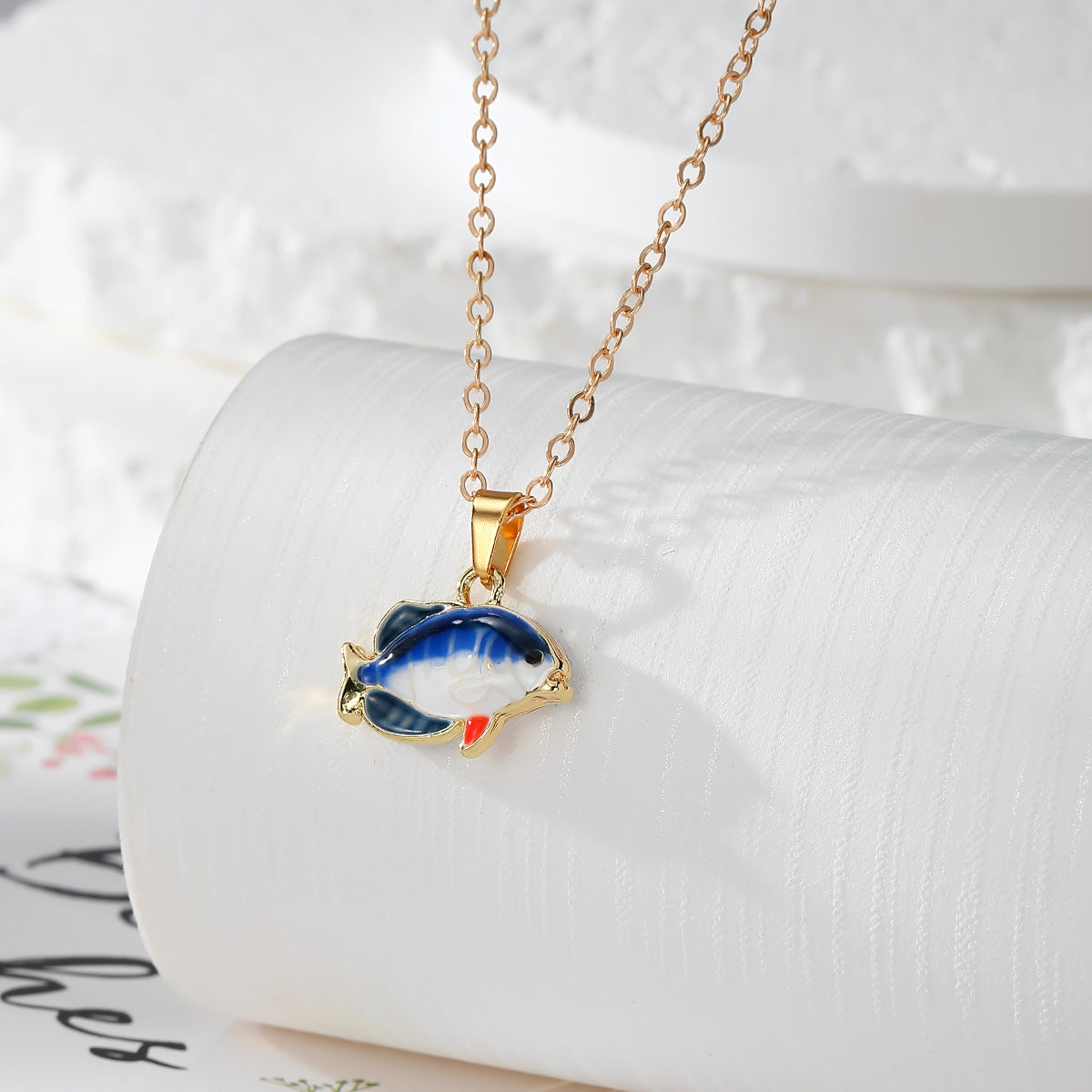 Wholesale Trendy 3D Cartoon Ocean Animal Alloy Dripping Oil Pendant Necklace Jewelry Accessory For Gift