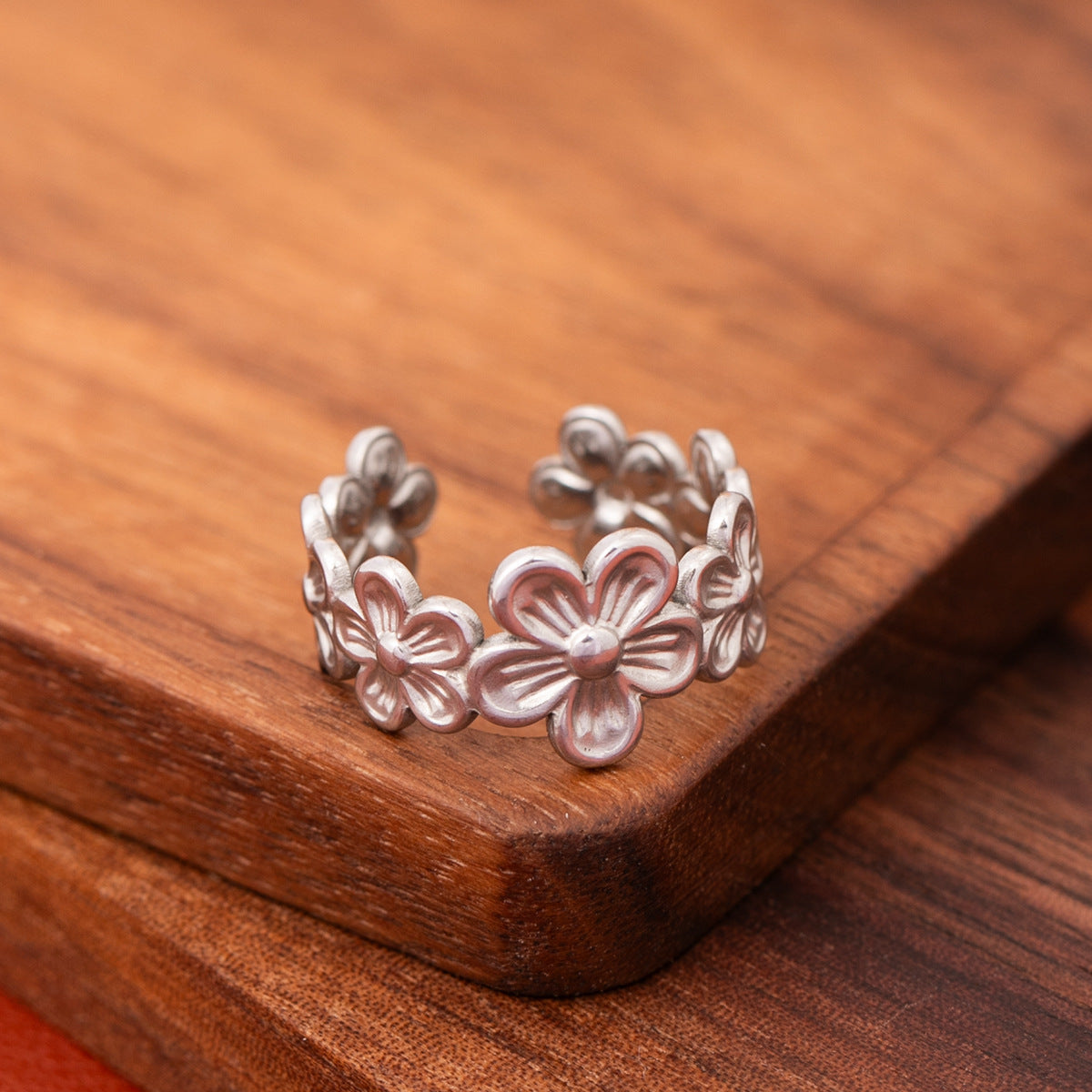 Wholesale Stainless Steel Flower Ring with Vacuum Gold Plating,  Trendy Fashion Jewelry Accessory for Women