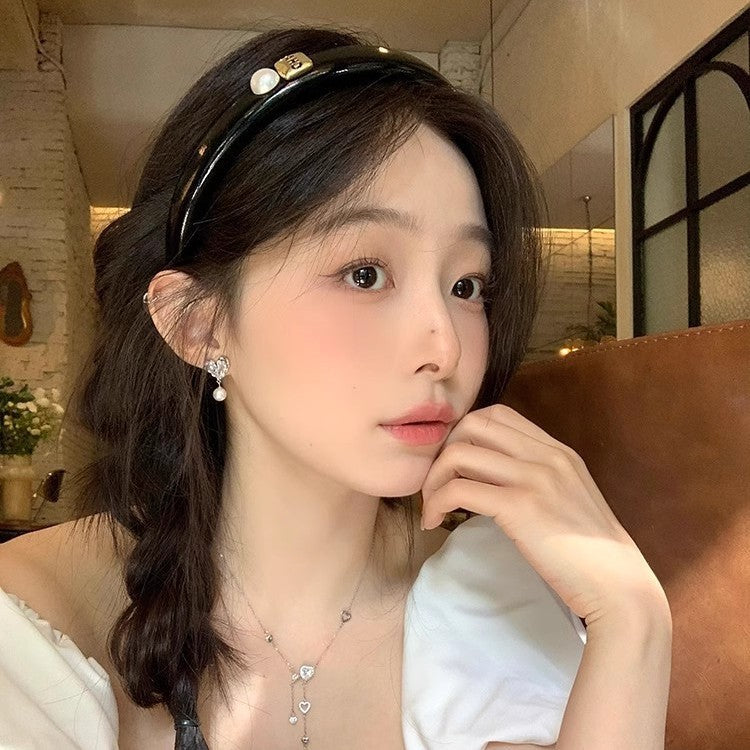 Wholesale love flash diamond pearl earrings