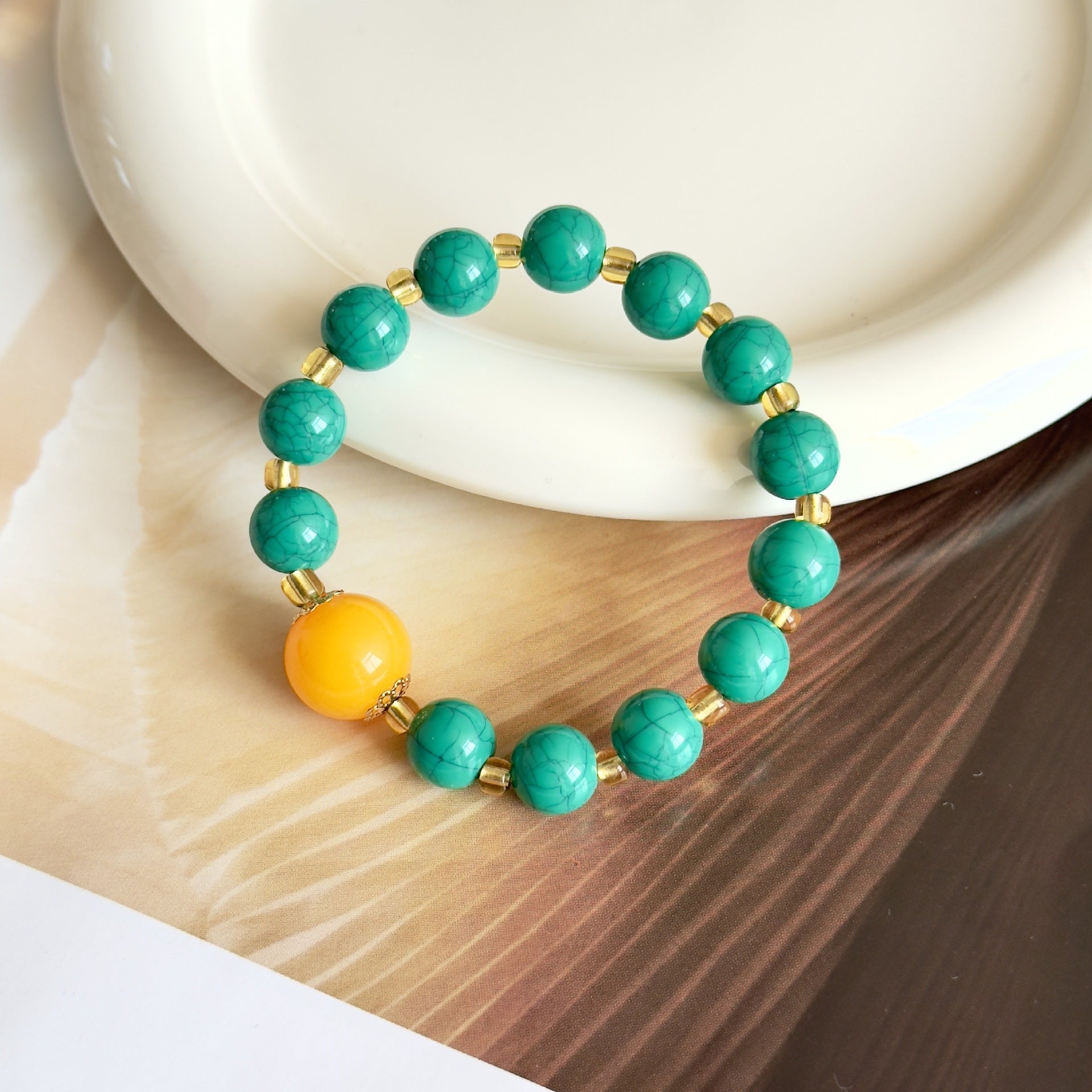 Wholesale Resin Turquoise Beaded Bracelet 108 Beads Handmade Unisex Gift for Travel Souvenir