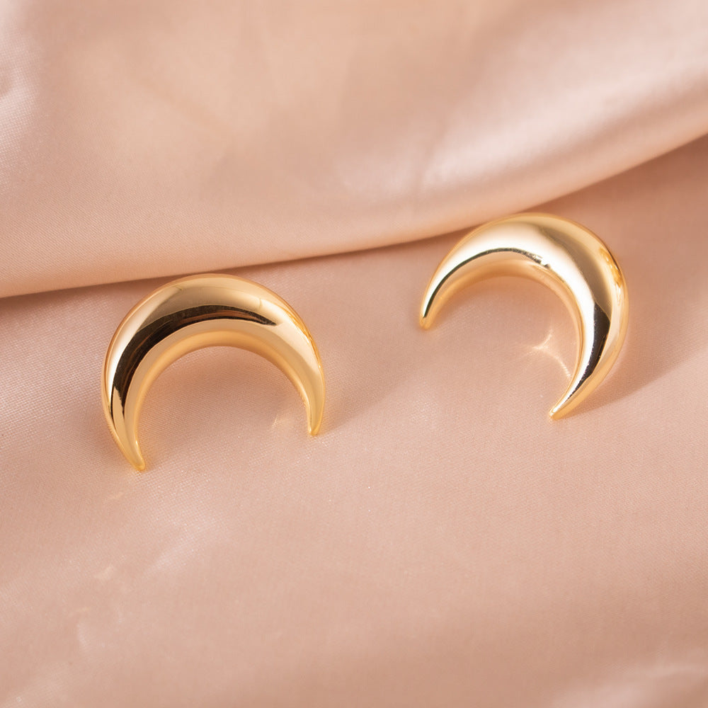 Wholesale Real gold plating symmetrical crescent C- shaped earrings