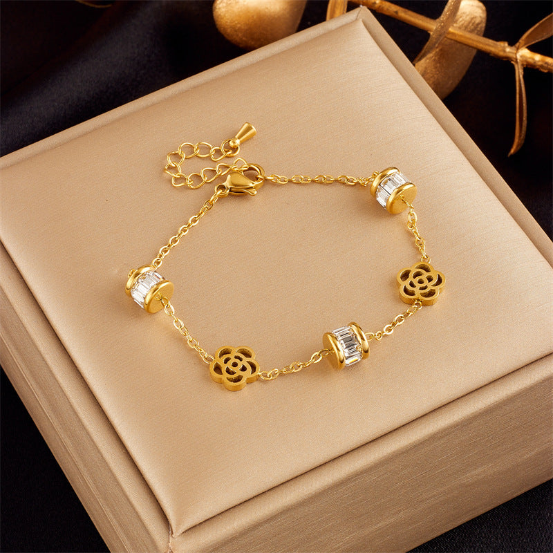Wholesale Gold Butterfly Pearl Flower Diamond Bracelet ACC-BT-QianYue004
