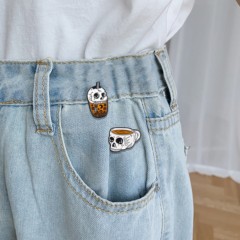 Wholesale Zinc Alloy Skull Water Bottle Brooch Pin Funny  Badge For Boutique Resale