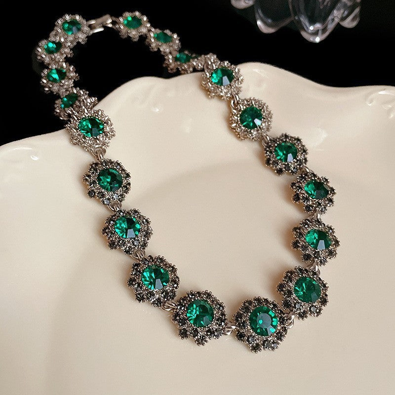 Wholesale Vintage Alloy Rhinestone Flower Layered Clavicle Necklace Jewelry Accessory