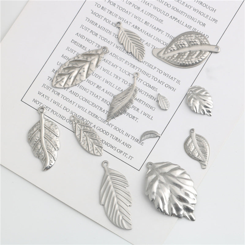 Wholesale Stainless steel leaves pendant