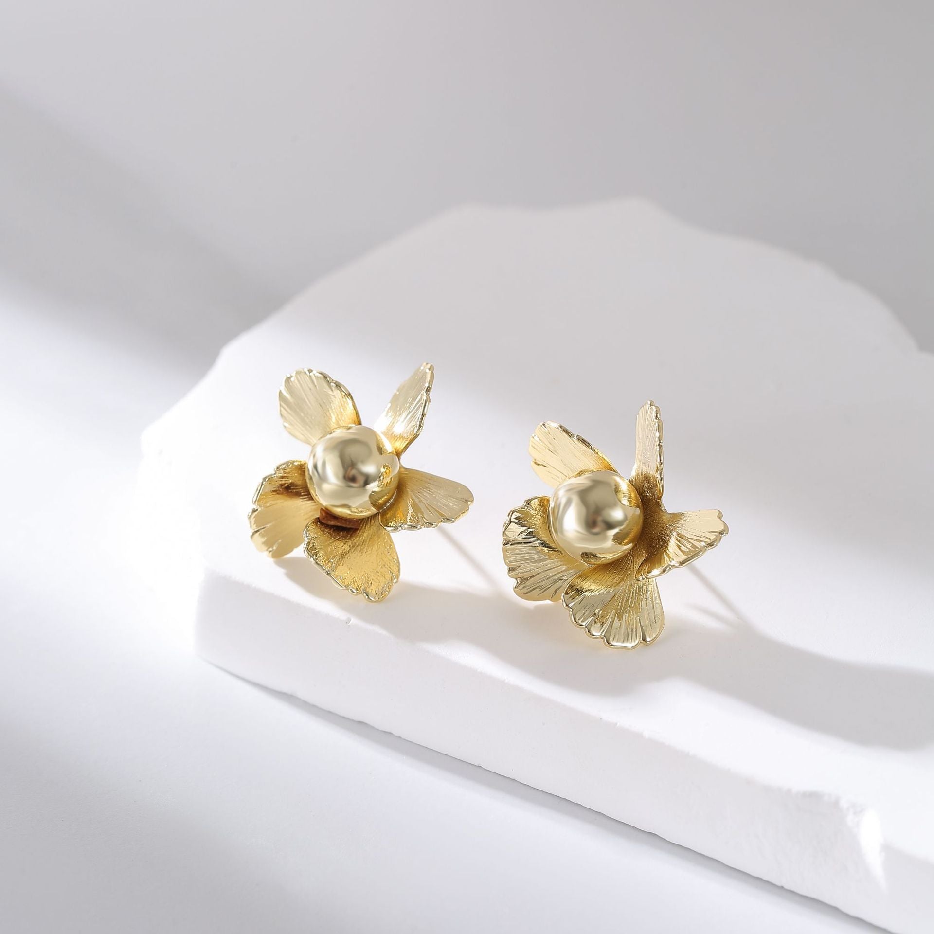 Wholesale Luxury Flower Earrings
