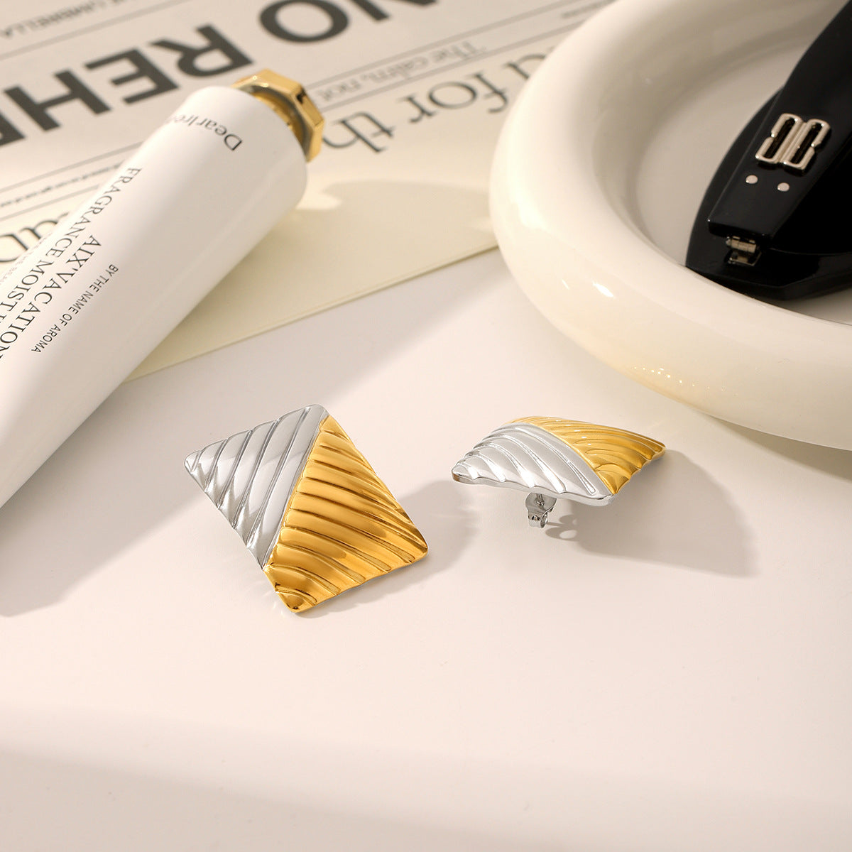 Wholesale Stainless Steel Geometric Earrings  Luxury  Gold and Silver Color-matching Square Earrings