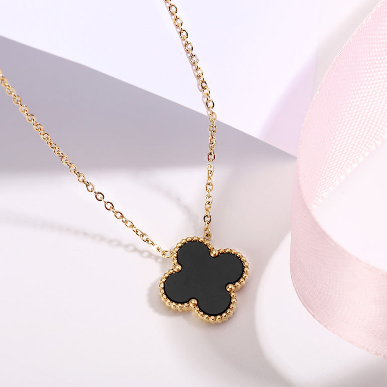 Wholesale Four-Leaf Clover Necklace Pendant Double-Sided Mother-of-Pearl 18K Gold Plated Gift Jewelry Accessory