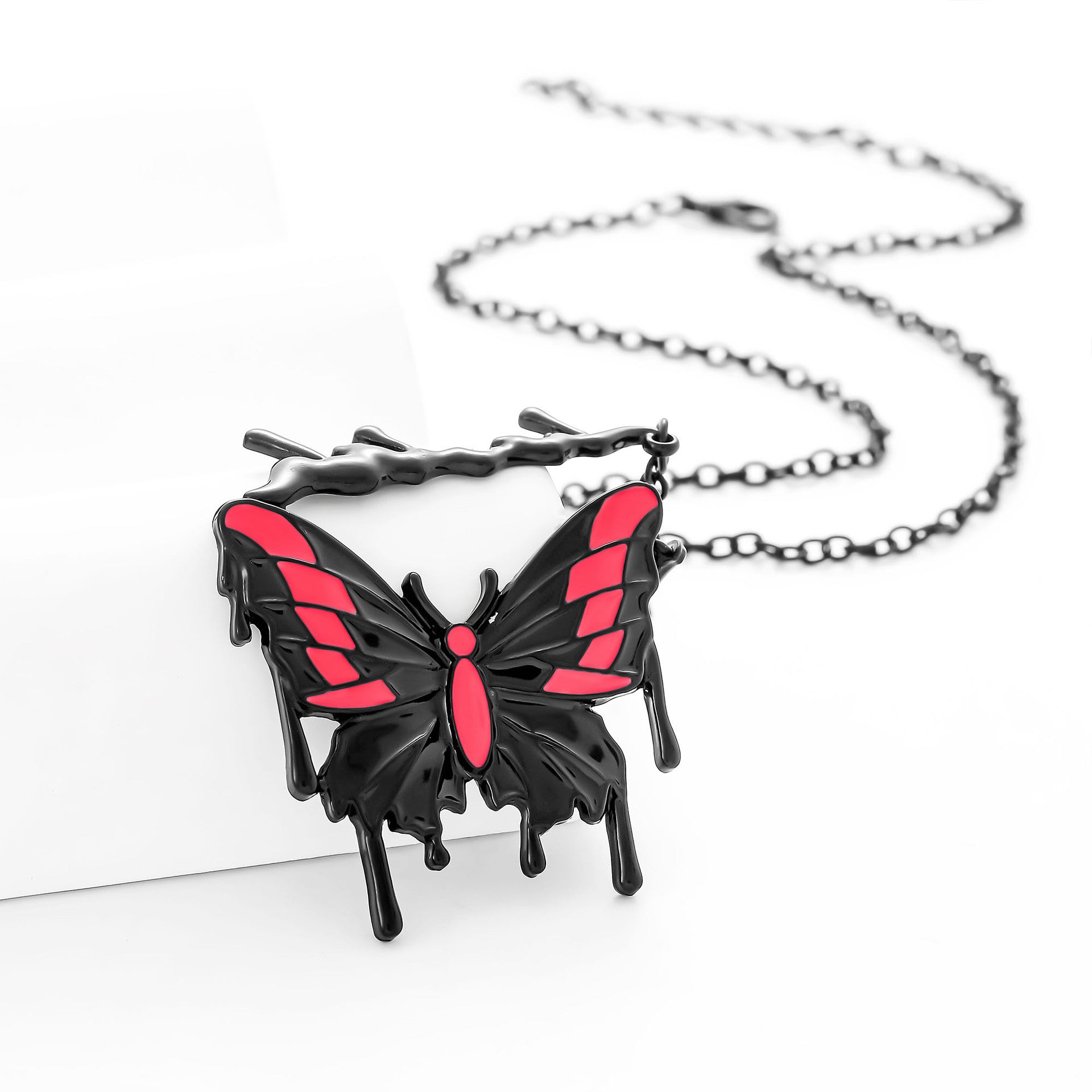 Wholesale  exaggerated oil drop black powder butterfly necklace