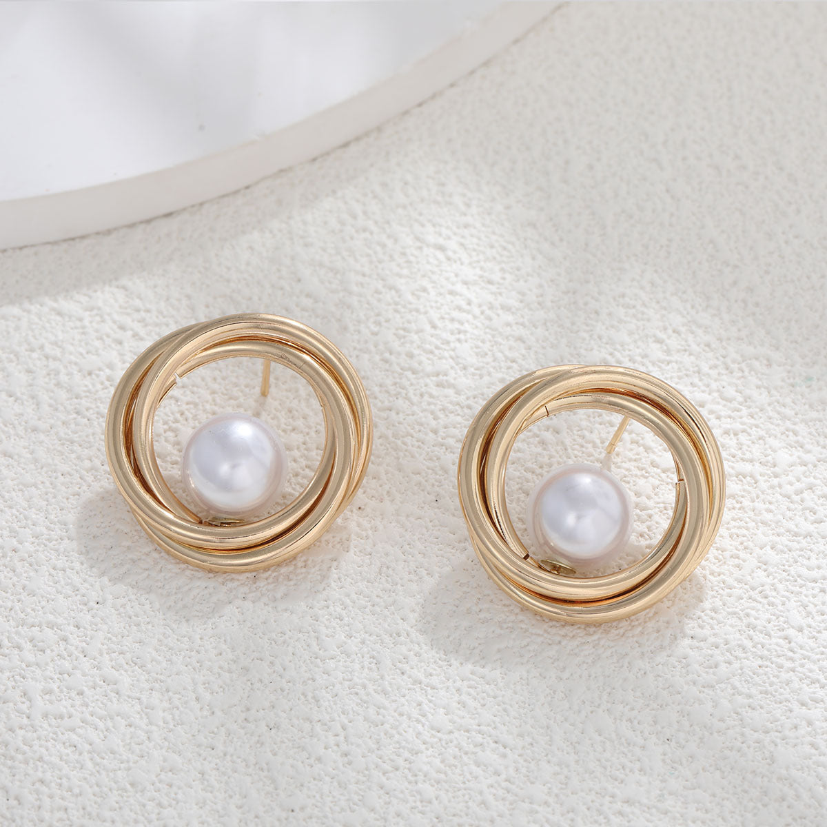 Wholesale Exaggerated Large Pearl Earrings