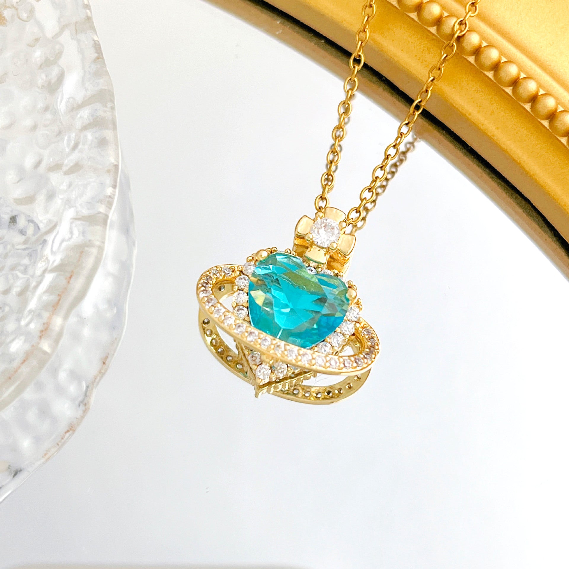 Wholesale Titanium Steel Heart Flower Necklace Gold Plated Sweet Style Boutique Jewelry
