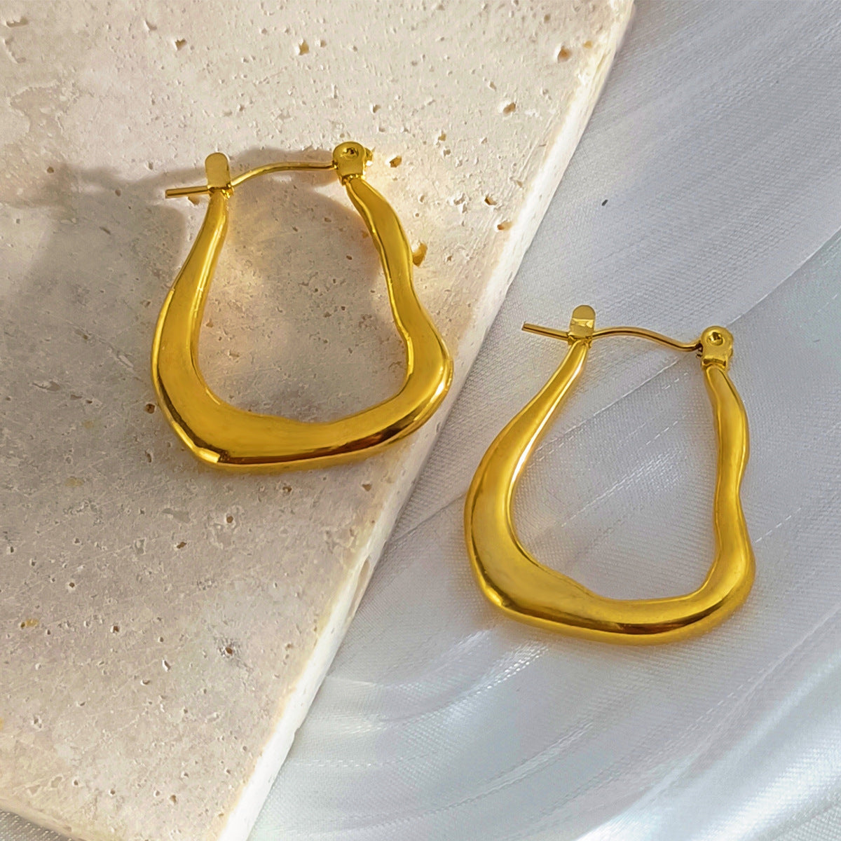 Wholesale Luxury Round Stainless Steel Earrings