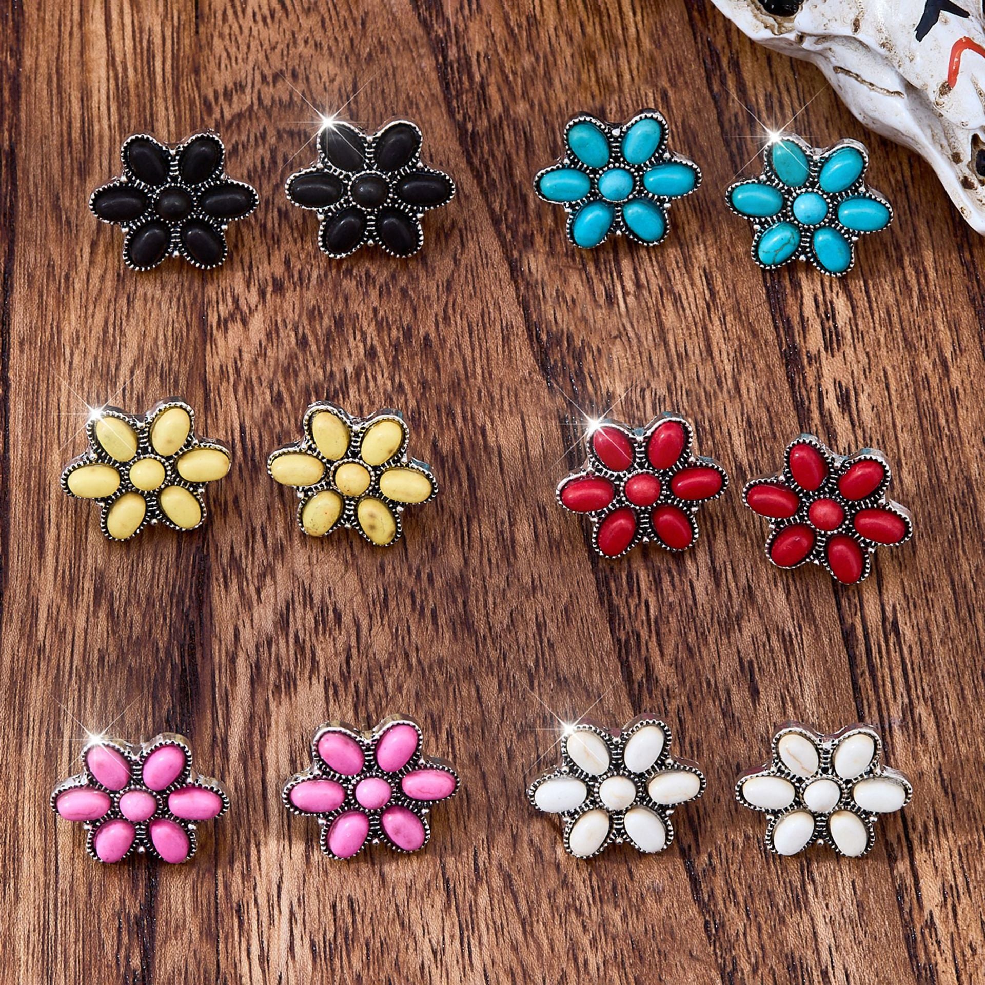 Wholesale Trendy Turquoise Flower Earrings Zinc Alloy Electroplated Ethnic Style Boutique Resale