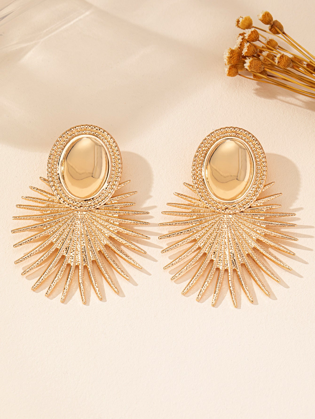 Wholesale Gold Flower Heart Drop Earrings Trendy Fashion Accessory for Women Everyday Wear