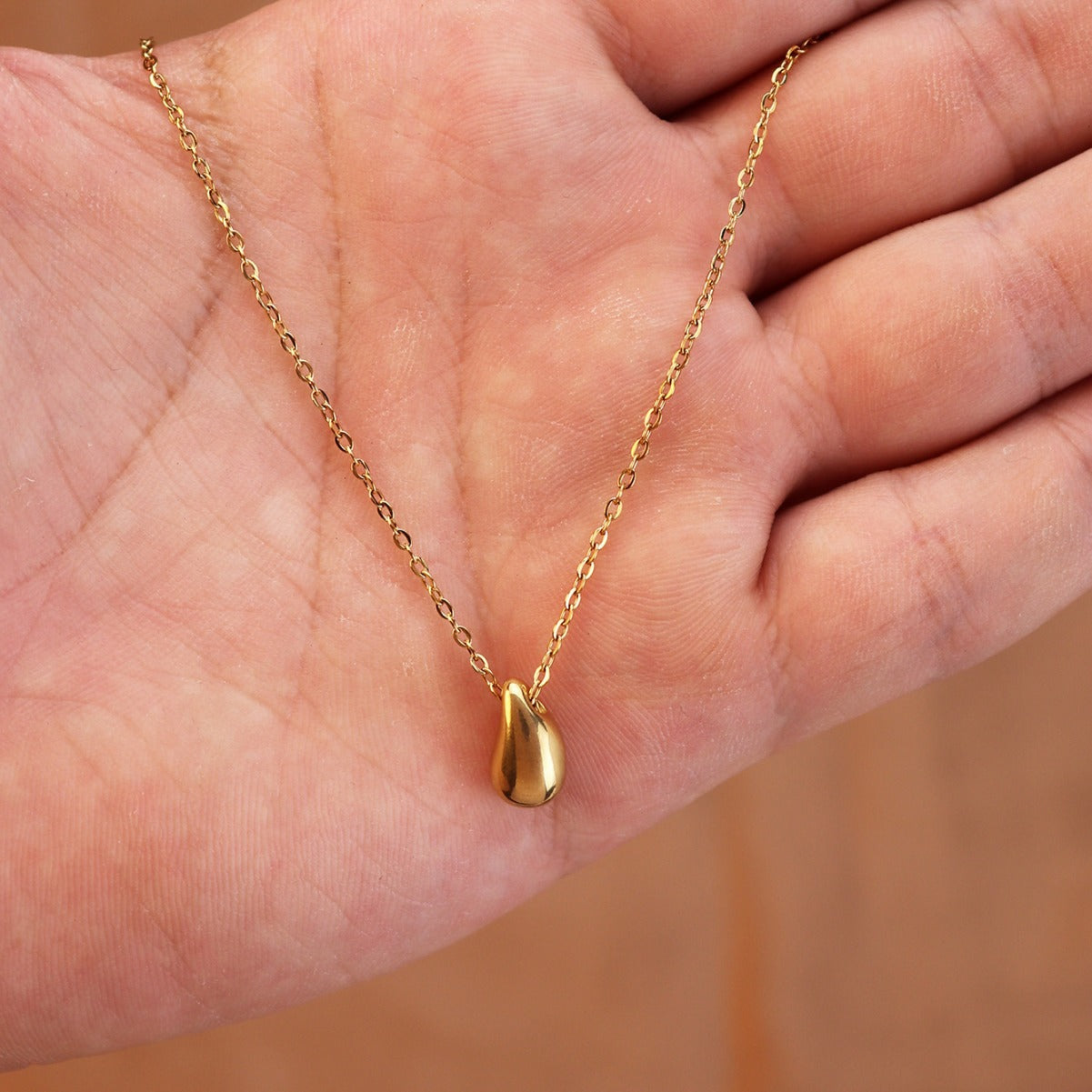 Wholesale Titanium Steel No fading 18k gold drop pendant necklace