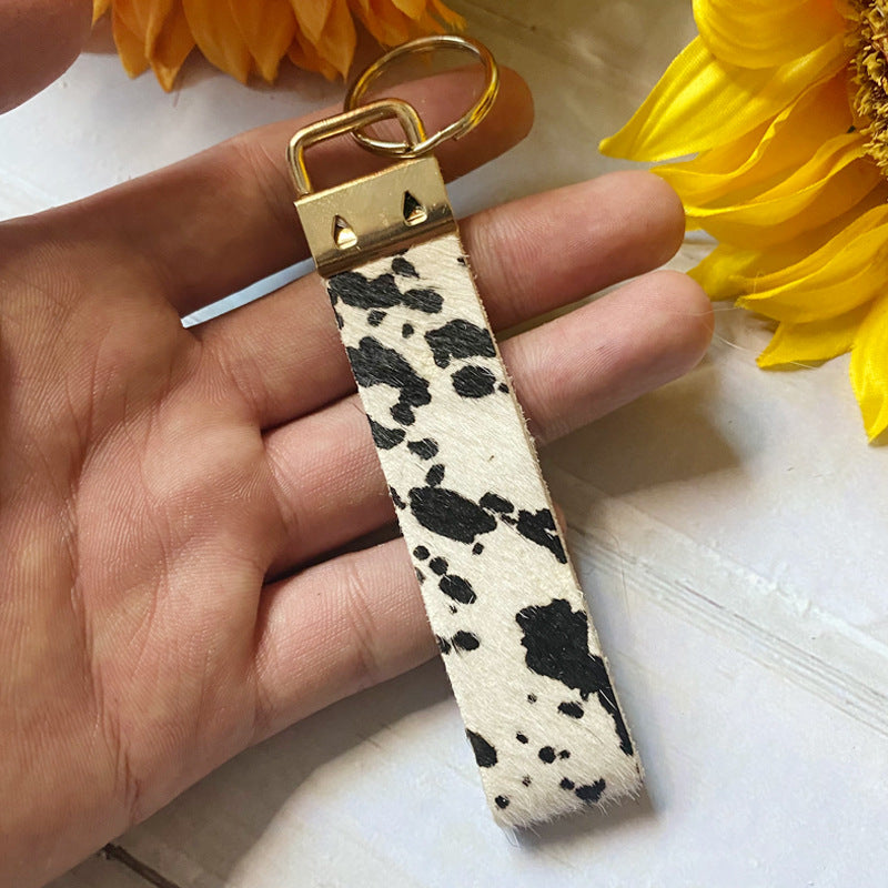 Wholesale Vintage Leather Leopard Cow Pattern Keychain Fashion Gift Accessory