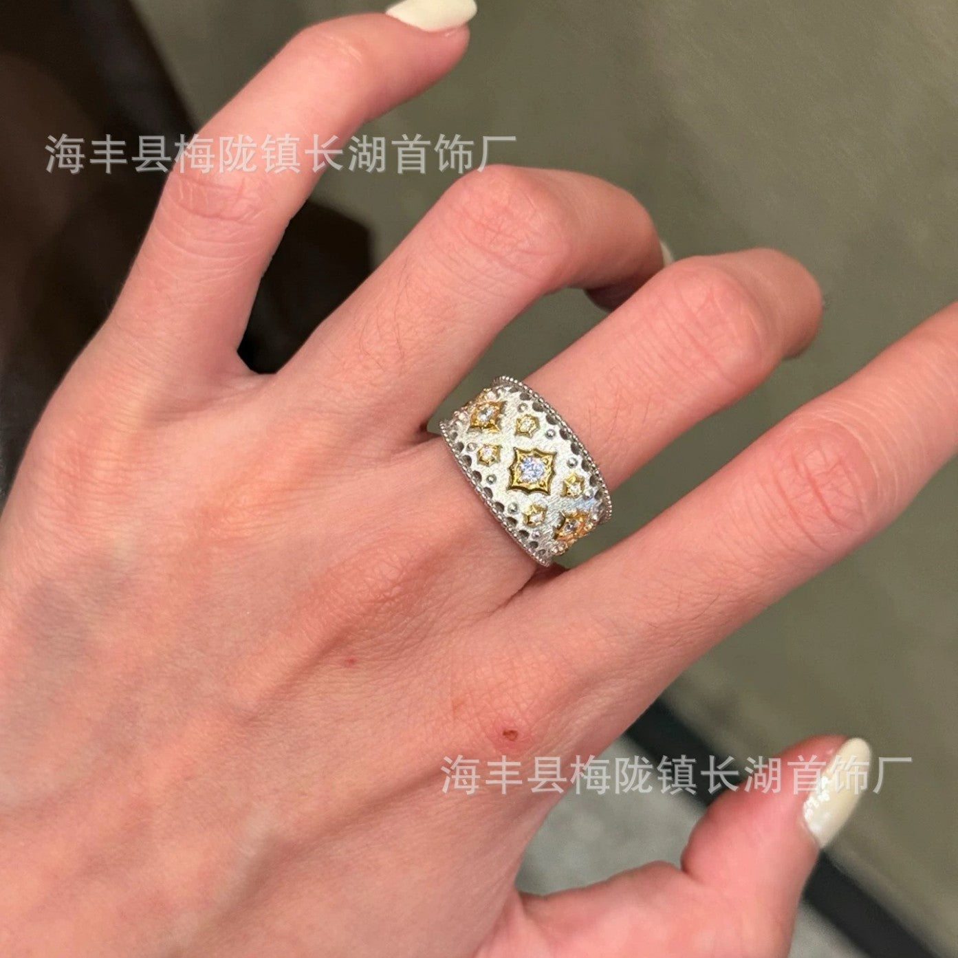 Wholesale Vintage Brushed Four-Pointed Star Wide Ring Adjustable Copper Electroplated Fashion Accessory